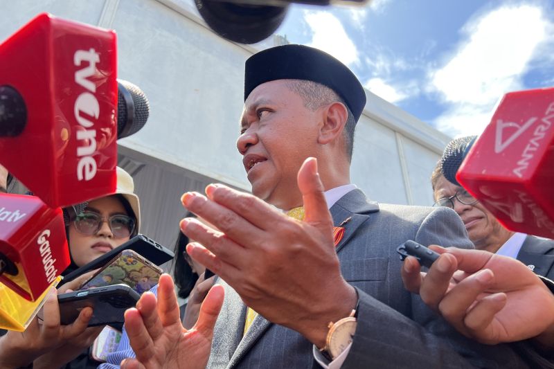 temuan-tambang-ilegal-di-mandalika-bahlil-proses-hukum-saja