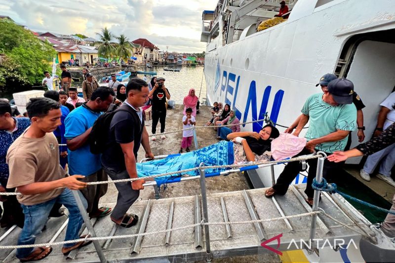 menjaga-denyut-logistik-dan-kehidupan-di-jantung-laut-banda