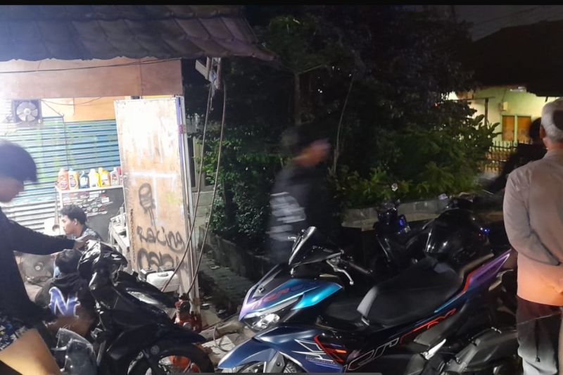 polisi-tangkap-dua-remaja-yang-terlibat-tawuran-di-jakut
