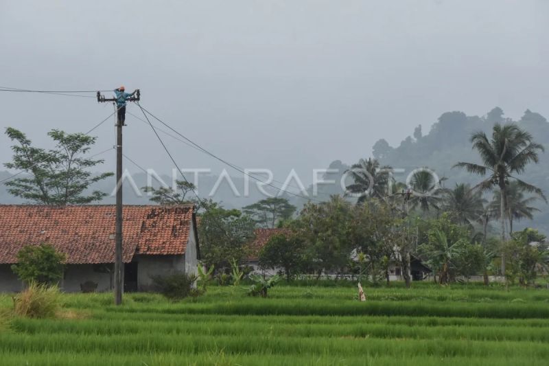 pemerataan-listrik-dan-harapan-baru-dari-ujung-desa