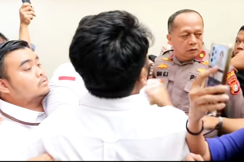 pengamanan-sidang-praperadilan-khariq-sesuai-protap