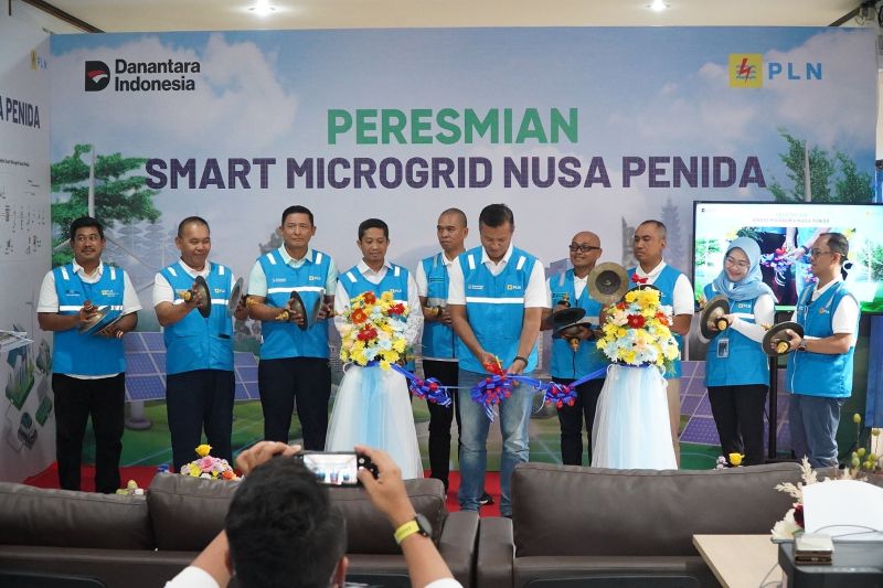 pln-smart-microgrid-di-nusa-penida-tranformasi-energi-cerdas
