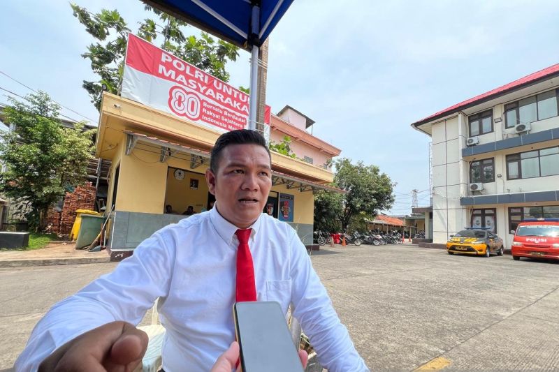 pencuri-gunakan-obeng-curi-infokus-milik-sdn-di-jakut