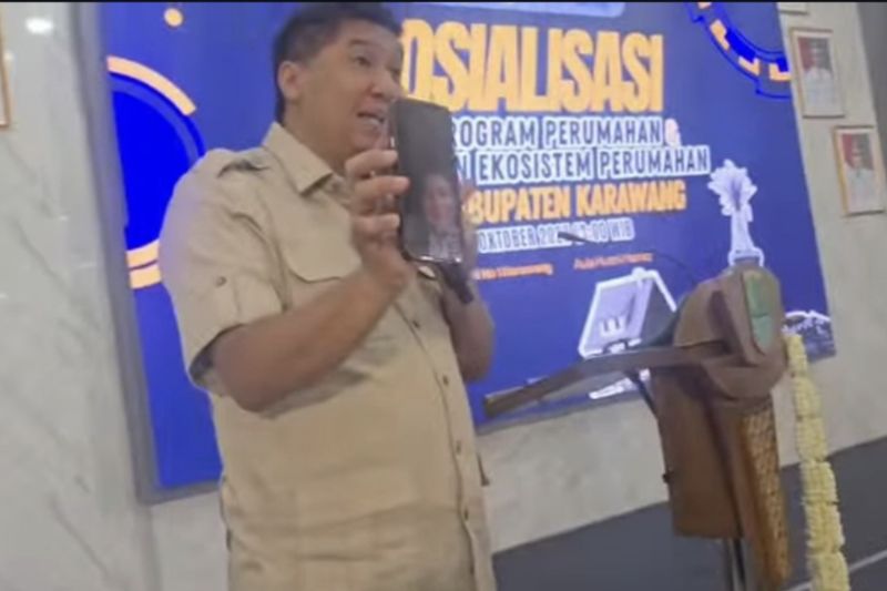 seskab-beri-arahan-program-kur-perumahan-via-video-call-dari-ktt-asean