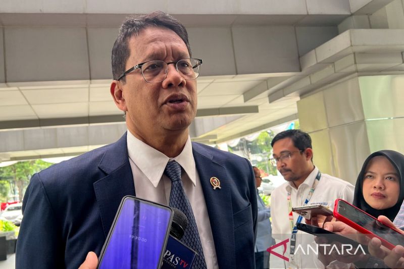 kemarin-pemberantasan-impor-ilegal-hingga-nuklir-opsi-transisi-energi
