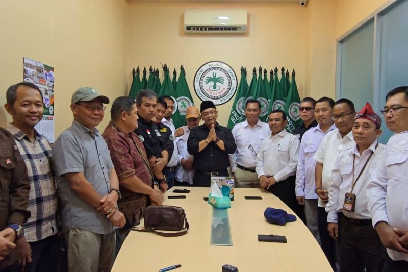 apkasindo-harapkan-presiden-prabowo-selesaikan-persoalan-petani-sawit