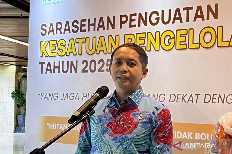 menhut-tegaskan-revitalisasi-peran-kph-untuk-kesejahteraan-ekonomi