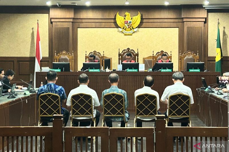 Lima petinggi perusahaan swasta divonis 4 tahun penjara  pada kasus impor gula