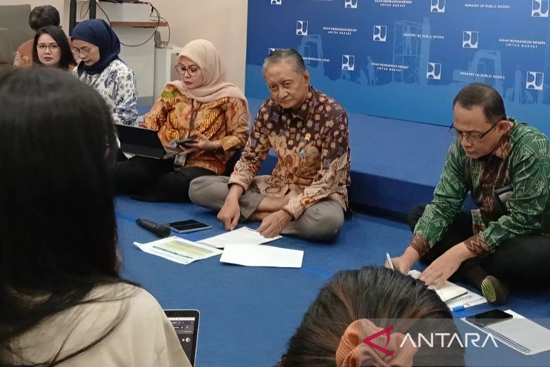 menteri-pu-targetkan-jalan-trans-papua-jayapura-wamena-selesai-2026