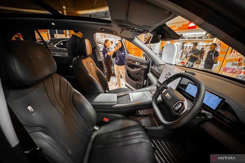 geely-tuntaskan-uji-ketahanan-galaxy-m9-sejauh-18-ribu-kilometer