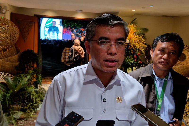 soal-ump-2026-menaker-perhatikan-aturan-mk-dan-kebutuhan-rakyat