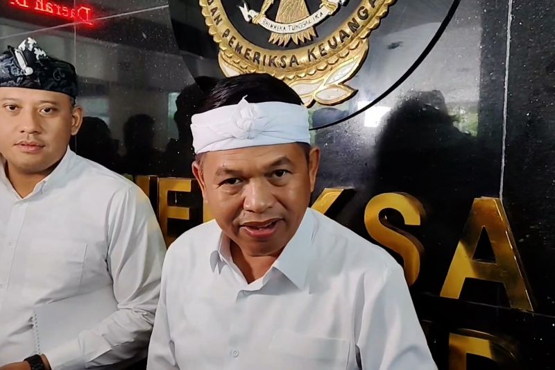 gubernur-dedi-minta-bpk-audit-kas-pemprov-jawa-barat