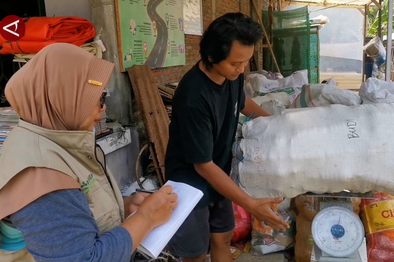 menyulap-sampah-jadi-tabungan-emas-di-pegadaian