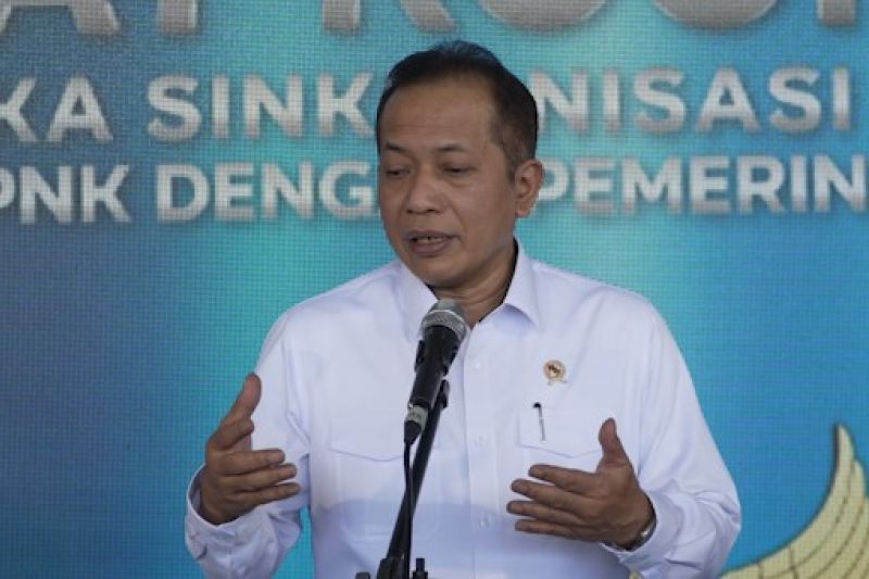 menkop-ferry-koperasi-desa-jadi-instrumen-kendali-inflasi-di-daerah