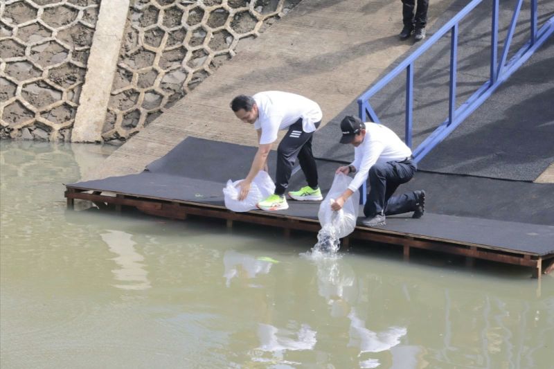 mind-id-komitmen-terapkan-esg-dukung-konservasi-sungai-cipinang