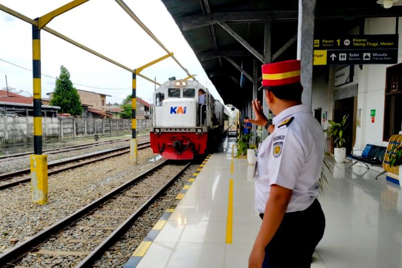 kai-perkuat-fasilitas-stasiun-tanjung-balai-setelah-100-tahun-melayani