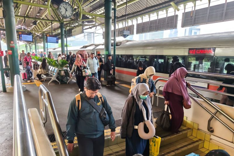 KAI Tambah Perjalanan Kereta Api untuk Dukung Mobilitas dan Wisata di Bulan November 2025