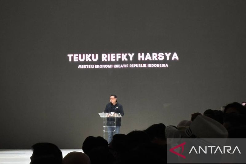 Menekraf sebut parade busana ASEAN kekuatan ekonomi berakar budaya