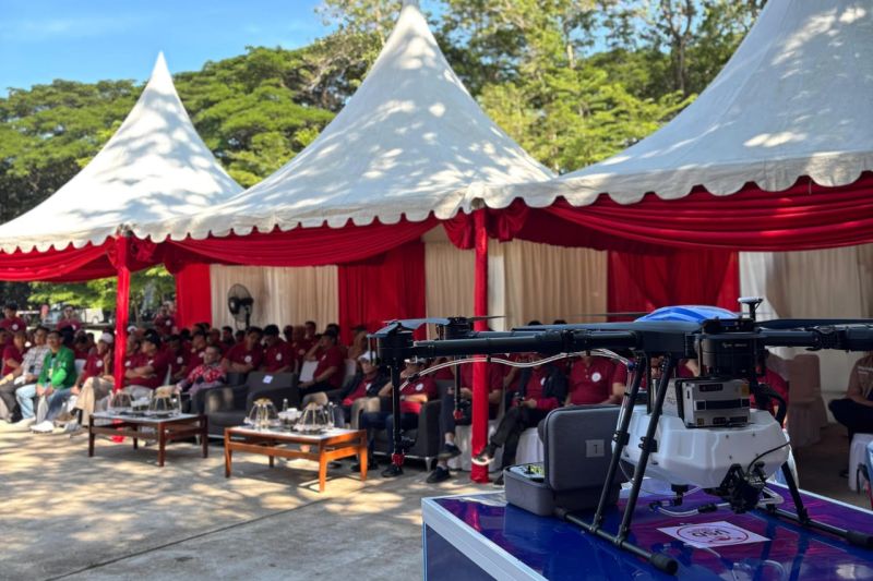rektor-1000-drone-penyebar-benih-karya-unhas-siap-dibeli-kementan
