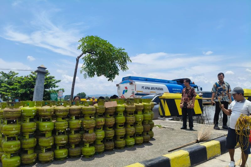 pertamina-pemprov-jateng-jamin-ketersediaan-gas-melon-di-daerah-banjir
