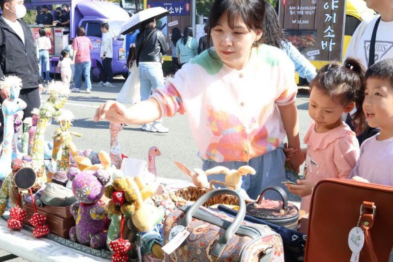 umkm-binaan-pln-uid-jakarta-raya-bawa-produk-lokal-tembus-korea