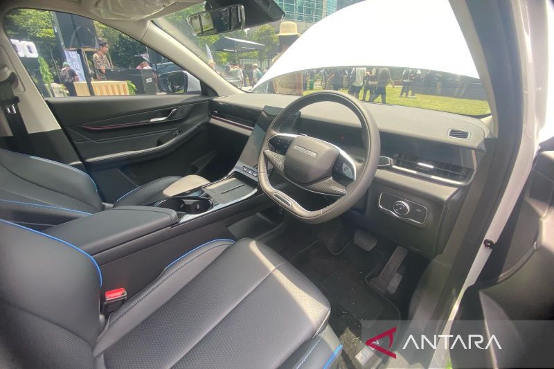 mengintip-sekilas-ruang-dalam-dari-jaecoo-j5-ev