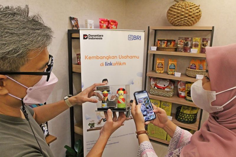 Tingkatkan kapasitas usaha UMKM agar naik kelas, LinkUMKM BRI catat 13,6 juta pengguna