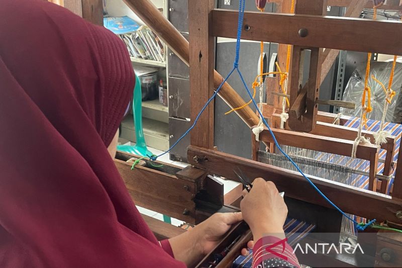 pemkab-indramayu-catat-realisasi-investasi-tembus-rp23-triliun