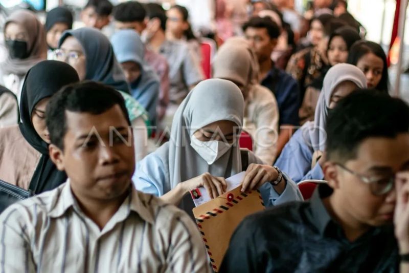 bps-catat-077-persen-pengangguran-agustus-2025-berasal-dari-phk