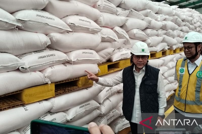 zulhas-dorong-revitalisasi-pabrik-pupuk-kujang