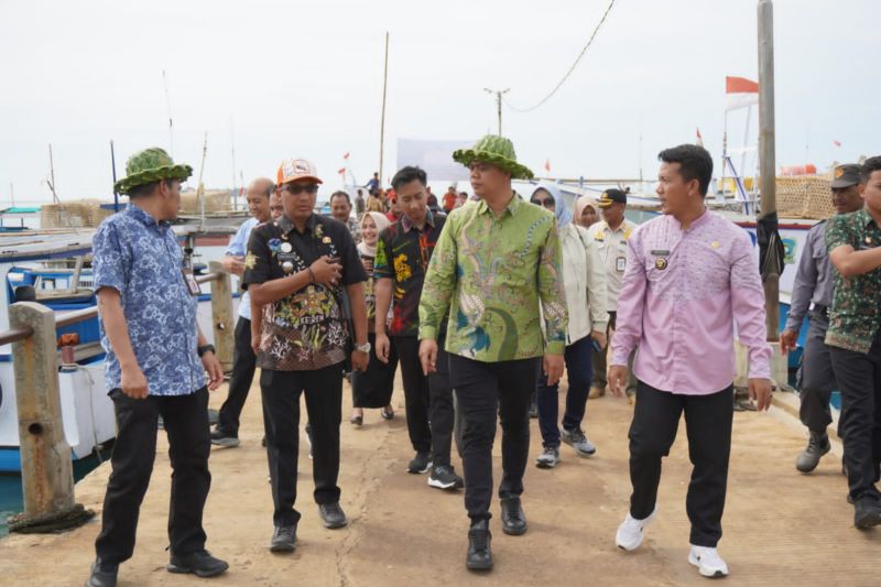 empat-bus-siap-beroperasi-di-karimunjawa-rute-karimunjawa-kemujan