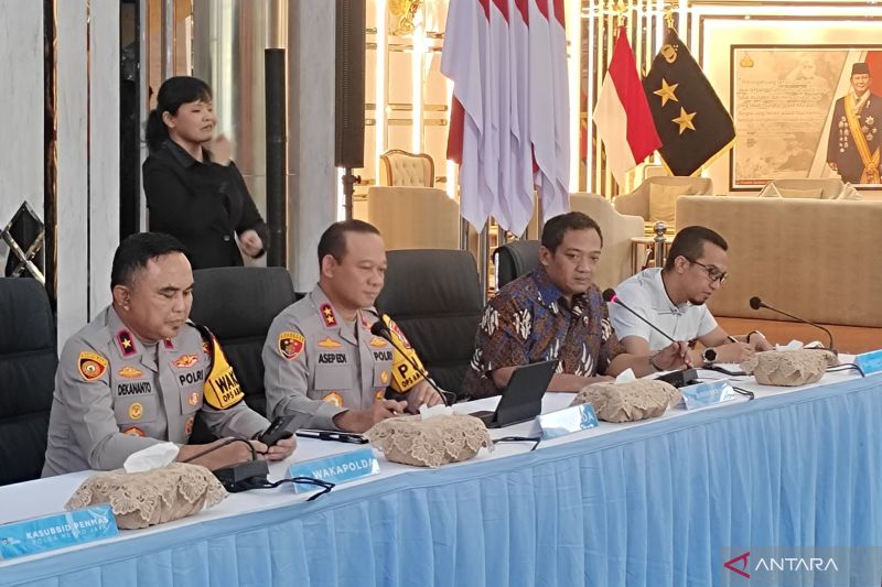 polisi-segera-panggil-tersangka-kasus-tuduhan-ijazah-palsu-jokowi