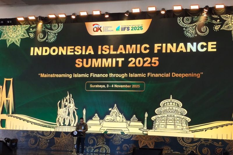 pemprov-jatim-tegaskan-komitmennya-siap-jadi-pusat-syariah-nasional