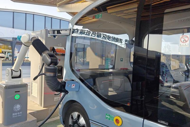 bus-otonomos-china-pelopori-mobilitas-perkotaan-yang-lebih-cerdas