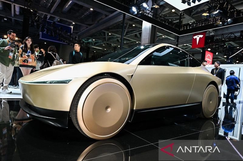 tesla-tunda-chip-ai5-hingga-2027-sebabkan-fitur-swakemudi-penuh-mundur