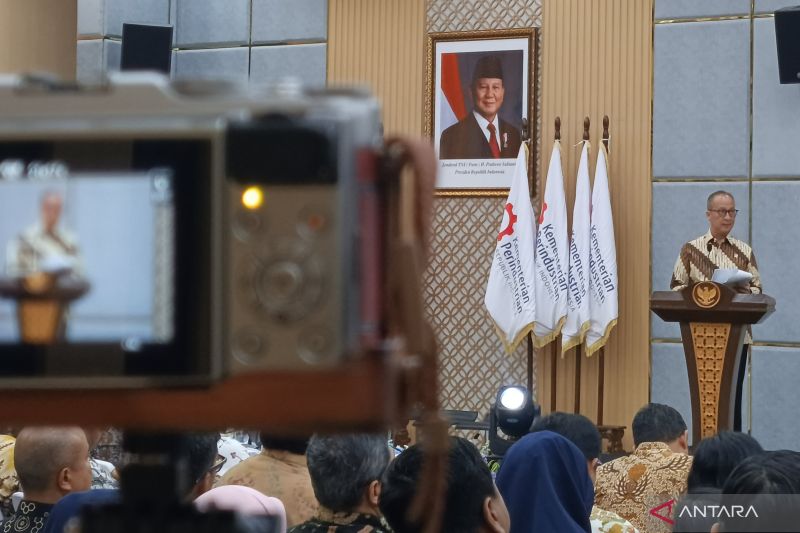 menperin-sebut-program-kipk-peluang-bagi-ikm-untuk-tingkatkan-produksi