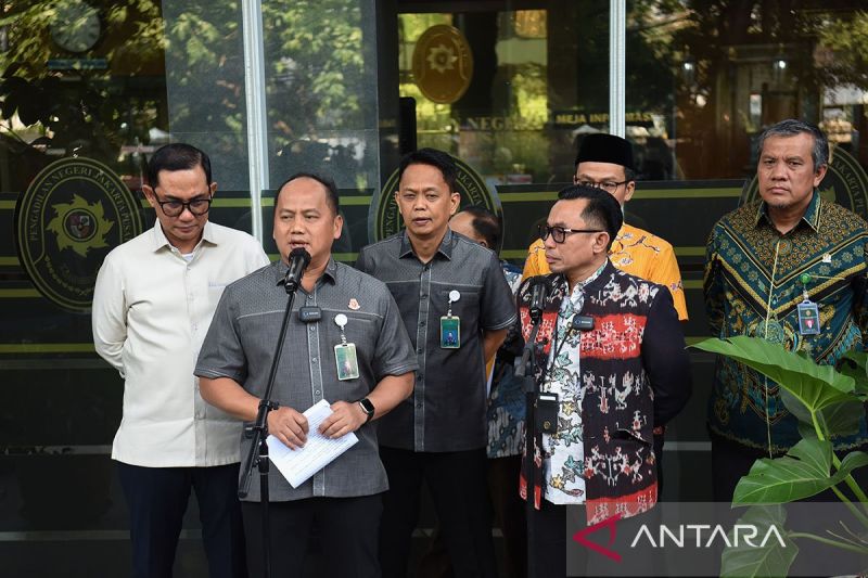 Kejagung ungkap tengah sidik kasus minyak mentah