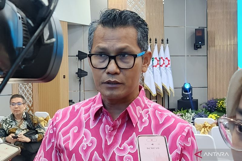 kemenperin-sebut-enam-sektor-industri-dibanjiri-produk-impor-jadi