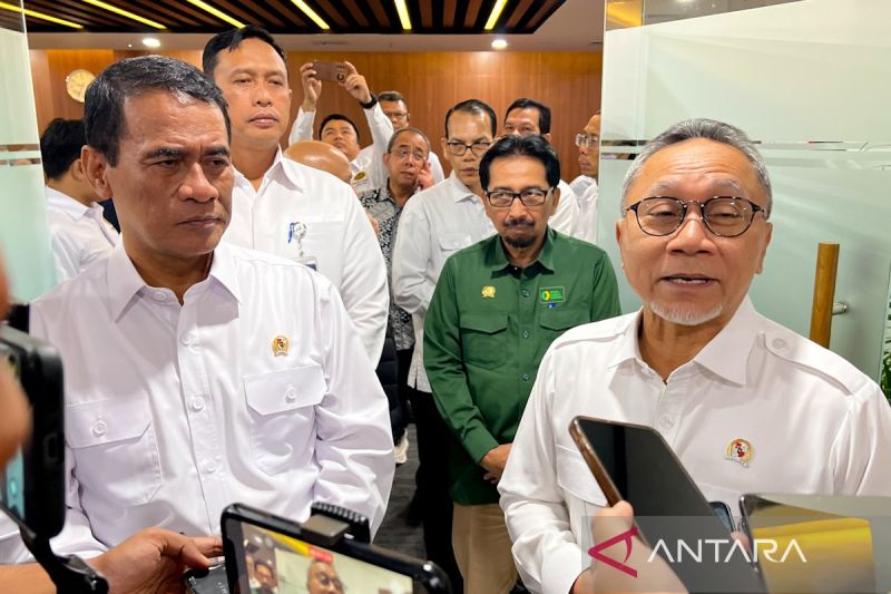 mentan-kopdes-merah-putih-jadi-solusi-atasi-fluktuasi-harga-cabai