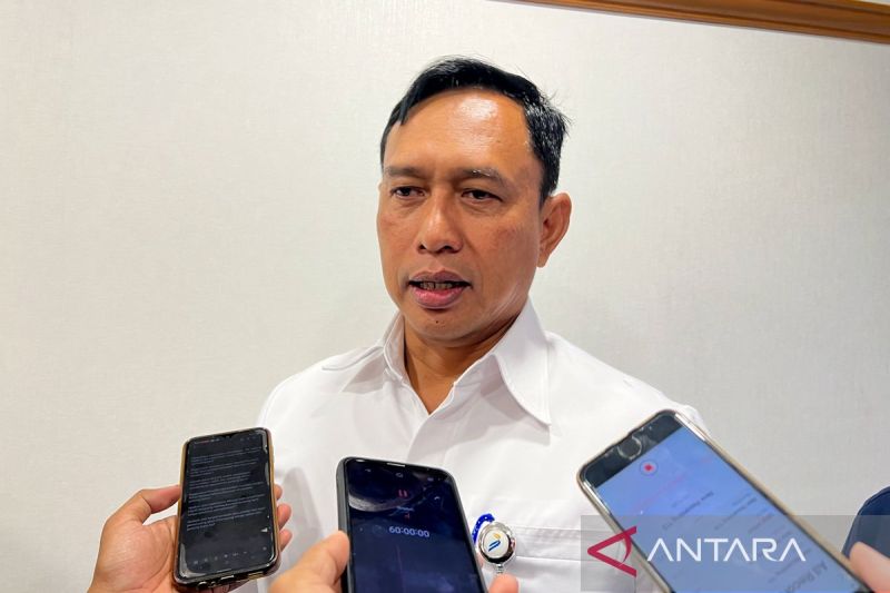 dirut-bulog-warga-3tp-bisa-beli-beras-sphp-di-atas-dua-pack-per-orang