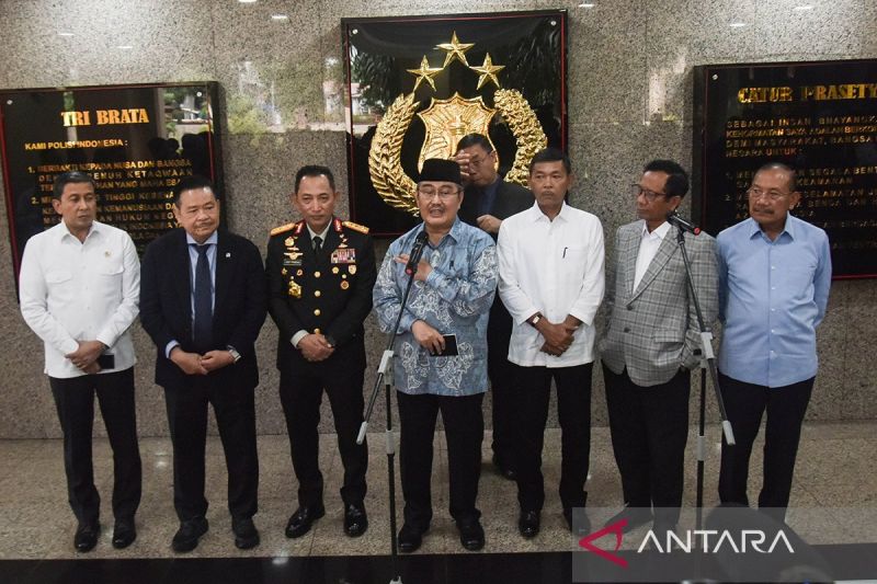 Merujuk putusan MK sebagai titik balik reformasi Polri dan birokrasi sipil