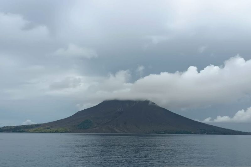 Aktivitas gunung api sebabkan putusnya kabel 'Palapa Ring Tengah'