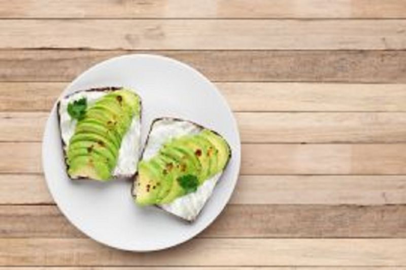 selain-ditimbun-beras-ini-tips-lain-bikin-alpukat-cepat-matang