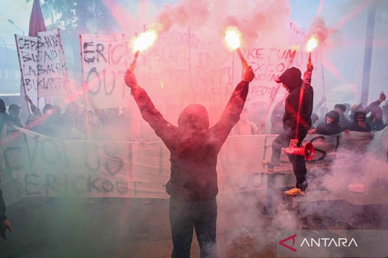 Kecewa Timnas Indonesia gagal ke Piala Dunia, Ultras Garuda tuntut revolusi total PSSI