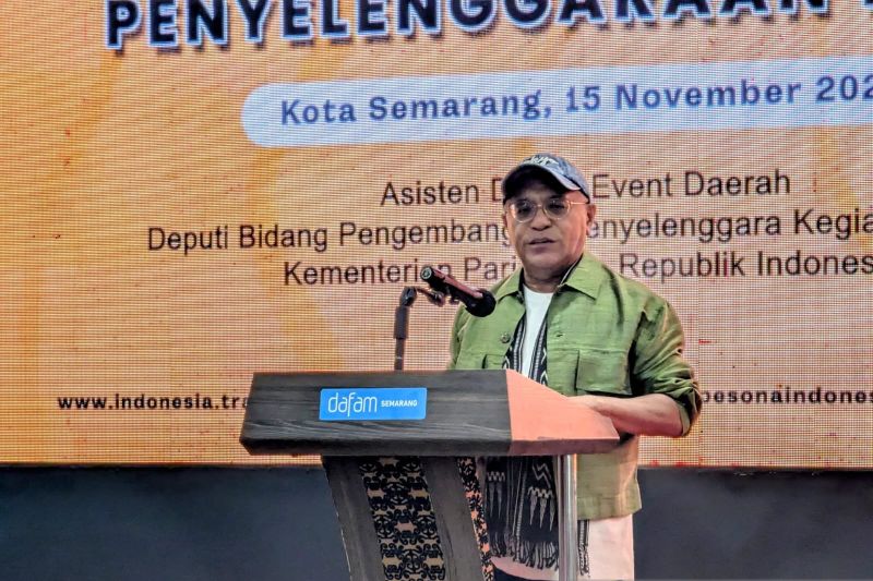 samuel-wattimena-kembangkan-desa-wisata-sesuai-kearifan-lokal