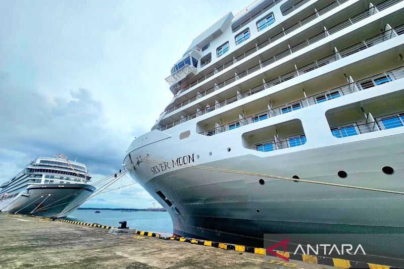 73-kapal-pesiar-mewah-daftar-untuk-singgah-di-benoa-bali-pada-2026