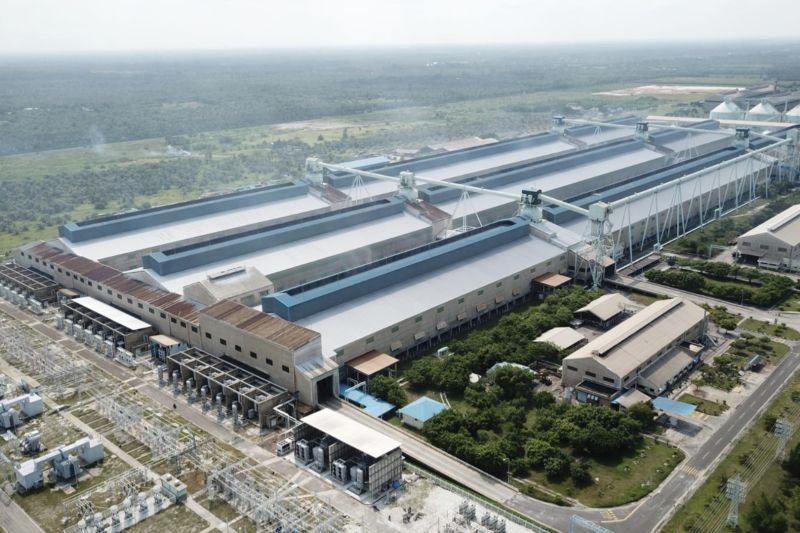 mind-id-perkuat-hilirisasi-bauksit-ri-lewat-pembangunan-sgar-fase-ii