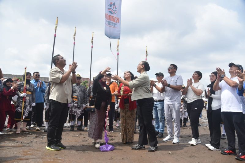 wabup-sleman-maguwoharjo-expo-2025-wadah-masyarakat-untuk-berinovasi