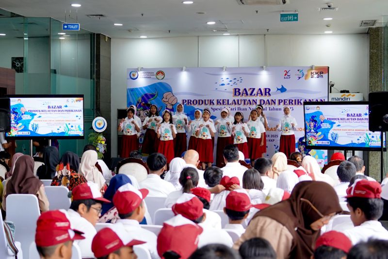 sambut-harkannas-kkp-ajak-masyarakat-hidup-sehat-lewat-konsumsi-ikan
