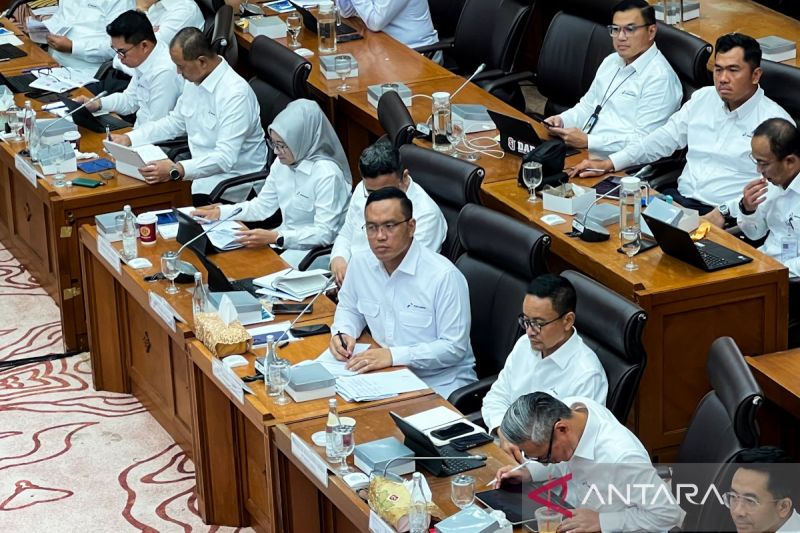 pertamina-proyeksikan-laba-bersih-2025-capai-sekitar-rp54-triliun